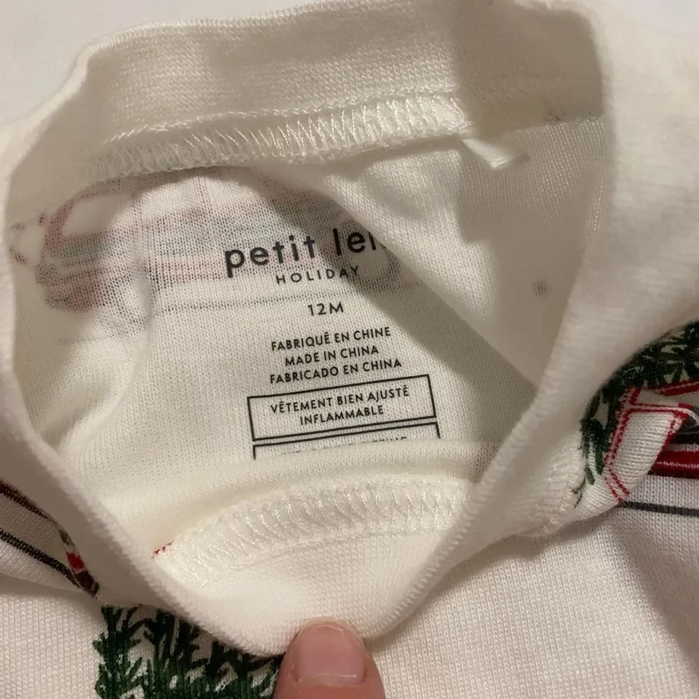 Petit Lem cozy up